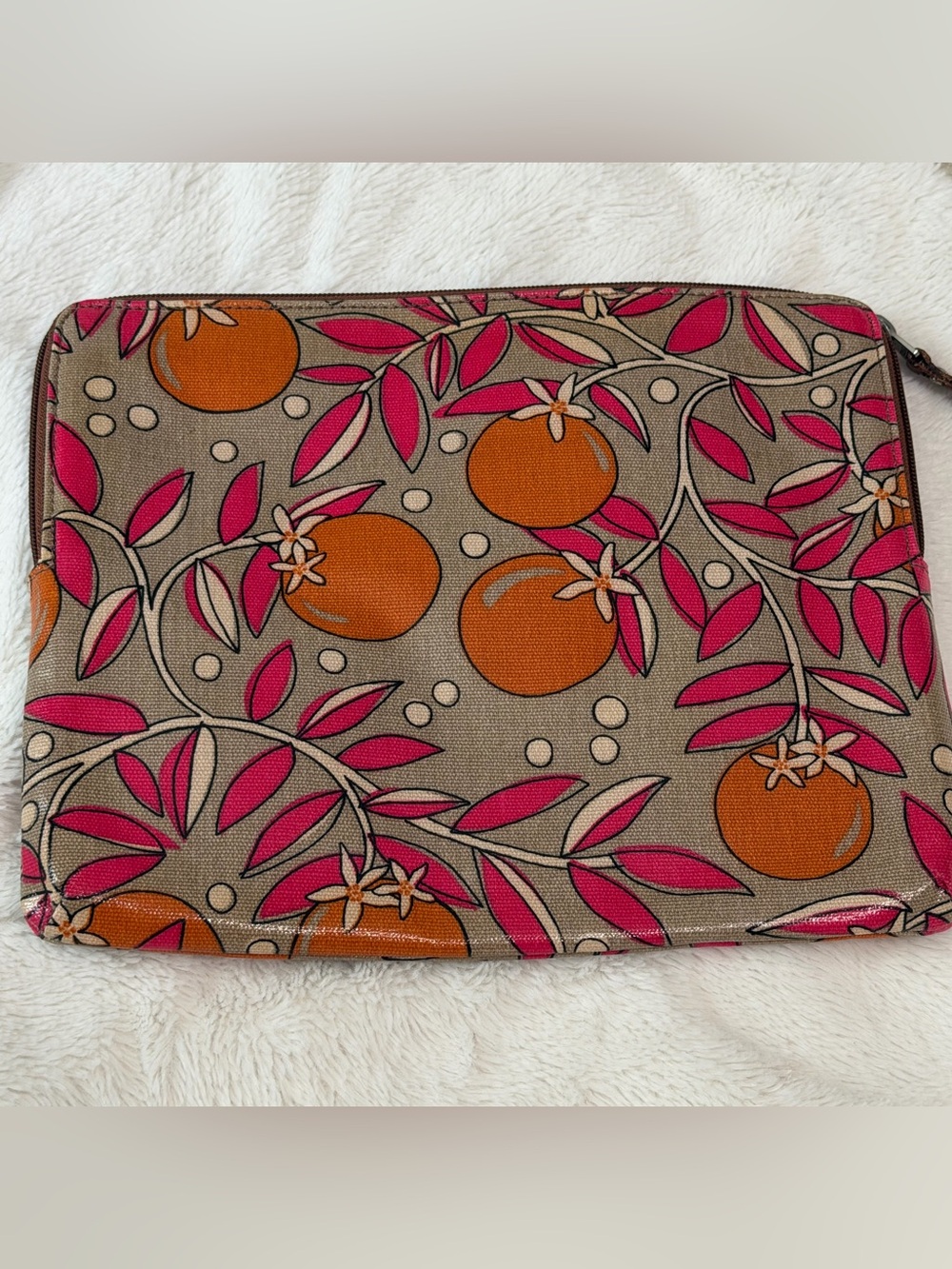 Fossil Key Per Tablet Sleeve - Picture 2 of 5